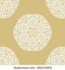 Vector de Oriente patrón clásico de oro y blanco. Fondo abstracto impecable con elementos vintage. Fondo amarillo y blanco orientales. Ornamento para papel pintado y embalaje