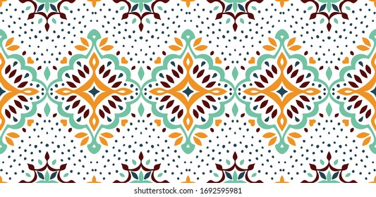  Patrón de amortiguador vectorial oriental.  Cerámica de Talavera. Azulejos portugal. El adorno turco. porcelana española. Vajilla cerámica, impresión folclórica. Origen étnico. Papel tapiz mediterráneo.  Cerámica de Talavera.