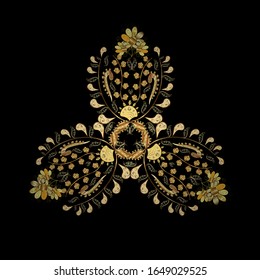 Oriental vector pattern with arabesques and floral elements. Vintage pattern with arabesques. Traditional classic ornament.