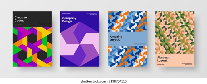 Composición del concepto del folleto con formas de mosaico originales. Juego de plantillas de diseño de vectores de portada de libro multicolor A4.