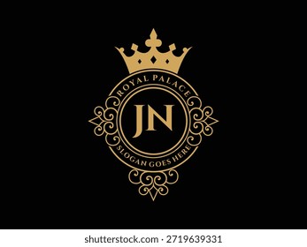 Marco del ornamento con la pluma inicial, la corona vintage, y el logotipo del palacio real. Elegante floritura es dorado y lujoso