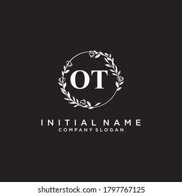 Logotipo inicial del vector de belleza OT, logotipo de escritura a mano de firma inicial, boda, moda, joyas, boutique, floral y botánica con plantilla creativa para cualquier empresa o negocio.