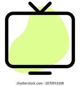 Equipo de televisión CRT anticuado con sistema de antena