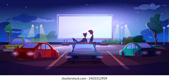 Cine al aire libre. Gente viendo películas mientras se sienta en el auto en el cine al aire libre. Paisaje urbano nocturno con automóviles en estacionamiento y pantalla en blanco brillante. Dibujo vectorial plano de dibujos animados