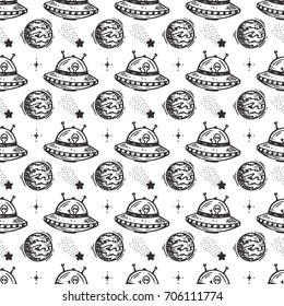 Outer Space Seamless pattern with Hand Drawn Doodle UFO, Planets, Stars. Cosmos Background. Cartoon Galaxy. Vector Universe 