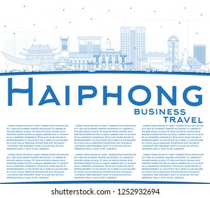 Esbozo de Haiphong Vietnam City Skyline con edificios azules y espacio para copiar. Ilustración vectorial. Concepto de viajes de negocios y turismo con arquitectura histórica. Paisaje urbano de Haiphong con puntos de referencia.