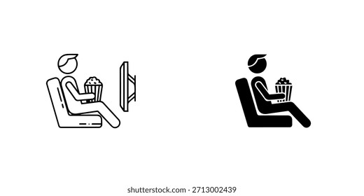 Contorno e icono sólido de una persona sentada en una silla, viendo la televisión y comiendo palomitas de maíz, aislado en
