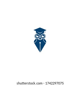 
el logotipo combina lechuzas con plumas