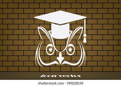 Owl graduate in cap icon. Vector illustration eps10.