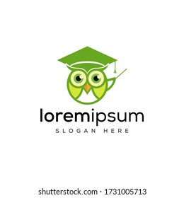 The owl logo and the school hat are simple and elegant