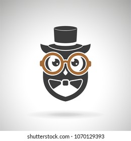 Owl logo template. Smart, learning, education, geek concept. Creative emblem, sign, symbol. Vector design illustration.
