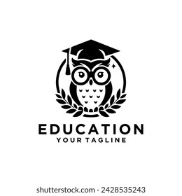 Owl logo vector with graduation hat. Education logo design vector