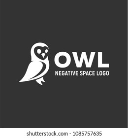 Owl logo vector illustration of business style