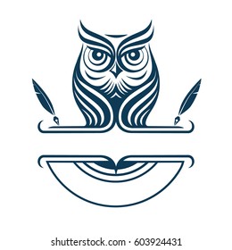 Owl logotype. Vector logo badge. Owl icon isolated.