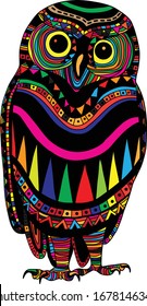 Silueta multicolor de búho con un patrón en el cuerpo. Dibujo manual de estilo étnico / Diseño de tatuajes