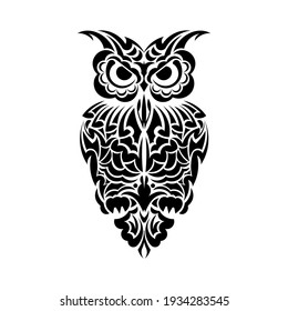 El tatuaje de búho aislado en el fondo blanco. Vector