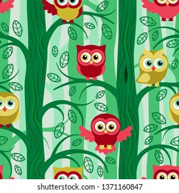 Owls in the summer forest seamless pattern. Owls on a tree. Vector background for fabric, textile, wallpaper, posters, gift wrapping paper, napkin, pajamas. Print for children. 