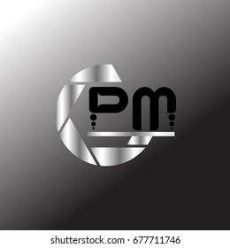 P M Logo