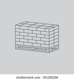 packaging box and wooden pallet