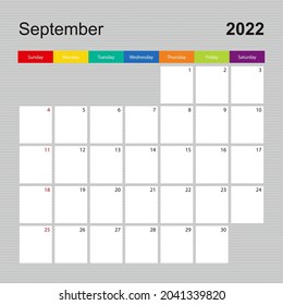 С página alendar para septiembre de 2022, planificador de paredes con un diseño colorido. La semana comienza el domingo. Plantilla de calendario de vectores.