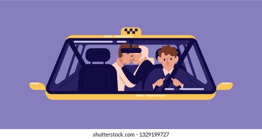 Un par de clientes besándose en el asiento trasero del taxi y el chofer visto a través del parabrisas. Hombre y mujer enamorados usando el servicio automovilístico. Pareja romántica en taxi. Ilustración vectorial al estilo de las caricaturas planas.