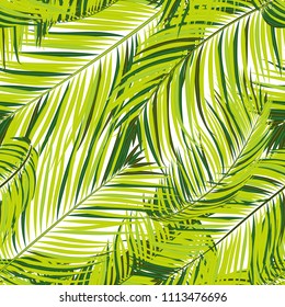 Palm Seamless Pattern. Exotic Leaves. Tropic Summer Background. Green Vector Palm Branches. Realistic Jungle Foliage. Palm Seamless Background for Print, Cloth Design, Textile, Wallpaper, Wrapping.