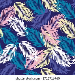 Palm tree leaves seamless pattern vector. Summer print. Tropic leaves pattern for textile, fabric, wrapping, wallpaper