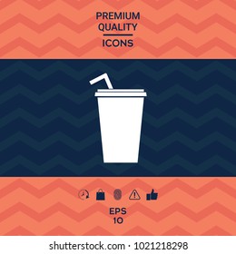 Paper cup with drinking straw icon