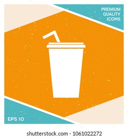 Paper cup with drinking straw icon