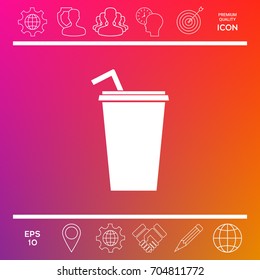 Paper cup with drinking straw icon