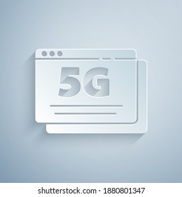 Cortado de papel 5G nuevo icono de conexión inalámbrica a internet inalámbrico aislado en fondo gris. Tecnología de velocidad de datos de conexión de alta velocidad de red global. Estilo de arte de papel. Vector.