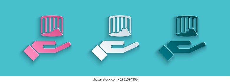 Recorte de papel Icono de columna antigua aislado en fondo azul. Estilo de arte de papel. Vector