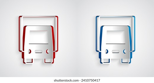 Icono de vehículo de camión de carga de transporte de papel aislado en fondo gris. Estilo de arte de papel. Vector