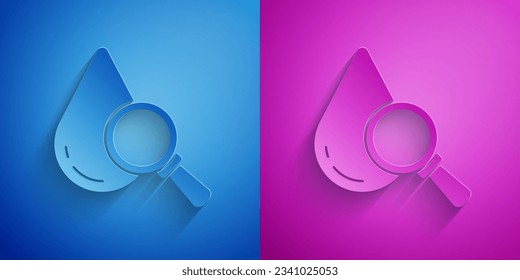 Recorte de papel Icono de gota y lupa aislada en fondo azul y púrpura. Estilo de arte de papel. Vector