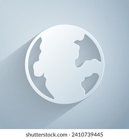 Icono del globo terrestre de corte de papel aislado en fondo gris. Signo mundial o terrestre. Símbolo global de internet. Formas geométricas. Estilo de arte de papel. Vector