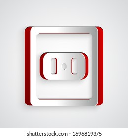 Icono de toma eléctrica aislado en fondo gris. Toma de corriente. Símbolo de rosette. Estilo de arte de papel. Ilustración vectorial