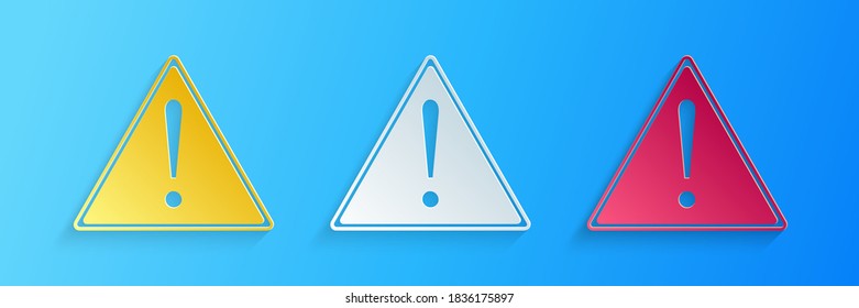 Recorte de papel Exclamación en el icono del triángulo aislado en el fondo azul. Signo de advertencia de peligro, cuidado, atención, aviso de peligro importante. Estilo de arte de papel. Vector.