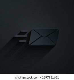 Icono de envoltura Express de papel aislado en fondo negro. Símbolo de carta de mensaje de correo electrónico. Estilo de arte de papel. Ilustración vectorial