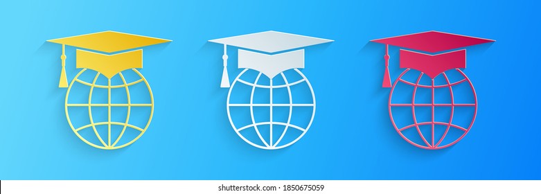 Recorte de papel Tapa de graduación en icono de globo aislado en fondo azul. Símbolo mundial de la educación. Aprendizaje en línea o concepto de e-learning. Estilo de arte de papel. Vector.