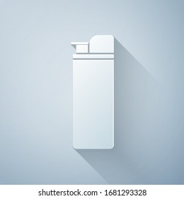 Icono del encendedor de papel aislado en fondo gris. Estilo de arte de papel. Ilustración vectorial