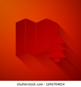 Cortado de papel Ubicación del bosque en un icono de mapa aislado en el fondo rojo. Estilo de arte de papel. Ilustración vectorial