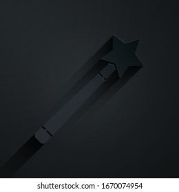 Icono de la varita mágica cortada en papel aislado en fondo negro. Accesorio mágico con forma de estrella. Poder mágico. Estilo de arte de papel. Ilustración vectorial