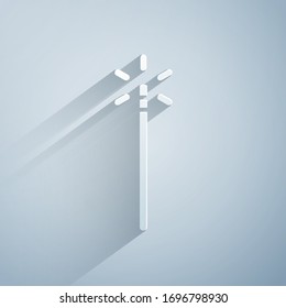 Icono de varita mágica cortada en papel aislado en fondo gris. Accesorio mágico con forma de estrella. Poder mágico. Estilo de arte de papel. Ilustración vectorial