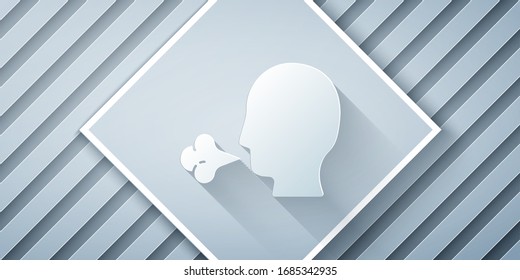 Cortado de papel Icono de toser hombre aislado en fondo gris. Infección viral, gripe, síntoma de frío. Tuberculosis, parotiditis, tos ferina. Estilo de arte de papel. Ilustración vectorial.