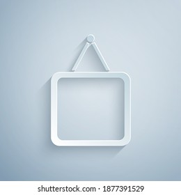 Icono de espejo de corte de papel aislado en fondo gris. Estilo de arte de papel. Vector.