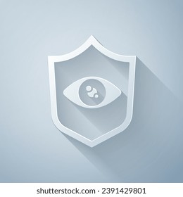 Icono de barrido ocular del Escudo de corte de papel aislado en fondo gris. Escaneando el ojo. Símbolo de comprobación de seguridad. Signo de ciberojo. Estilo de arte de papel. Vector