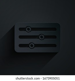 Icono del controlador del mezclador de sonido aislado en fondo negro. Botones deslizantes del equipo Dj. Combinando consola. Estilo de arte de papel.  Ilustración vectorial