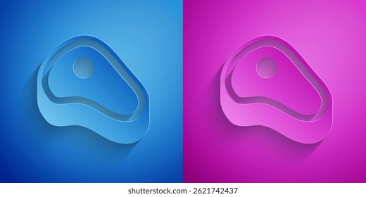 Corte de papel Ícone de carne de bife isolado no fundo azul e roxo. Estilo da arte do papel. Vetor