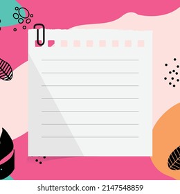 Papiernote auf abstraktem floralem Hintergrund