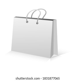 Paquete de papel y plantilla de etiquetas de precios aislados ю Realist Shopping Bag Mockup para diseño de marca e identidad corporativa.